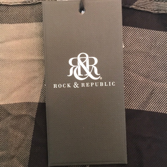 NWT Women's Rock & Republic Drapey Roll Cuff Shirt - Picture 4 of 7